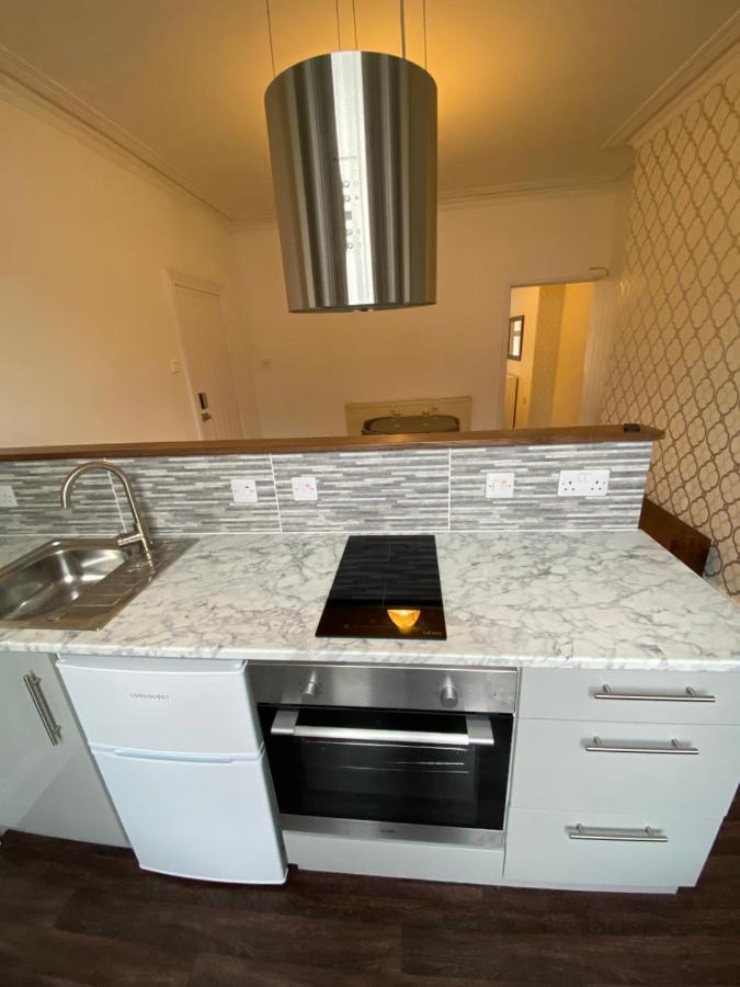 The Walnut Suite Lovely One Bedroom Flat In Stoke. Plymouth Dış mekan fotoğraf
