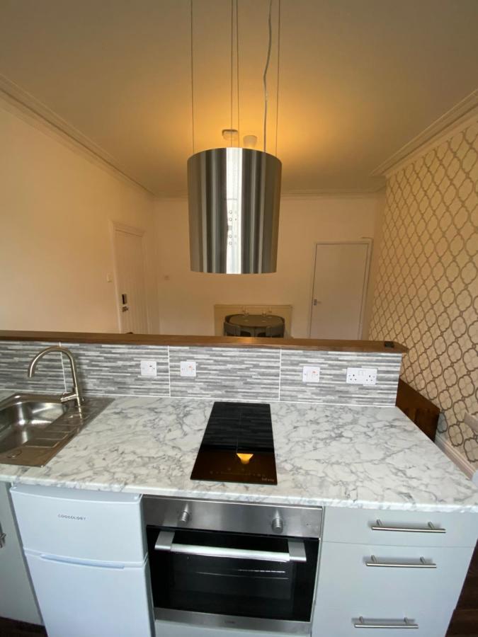 The Walnut Suite Lovely One Bedroom Flat In Stoke. Plymouth Dış mekan fotoğraf