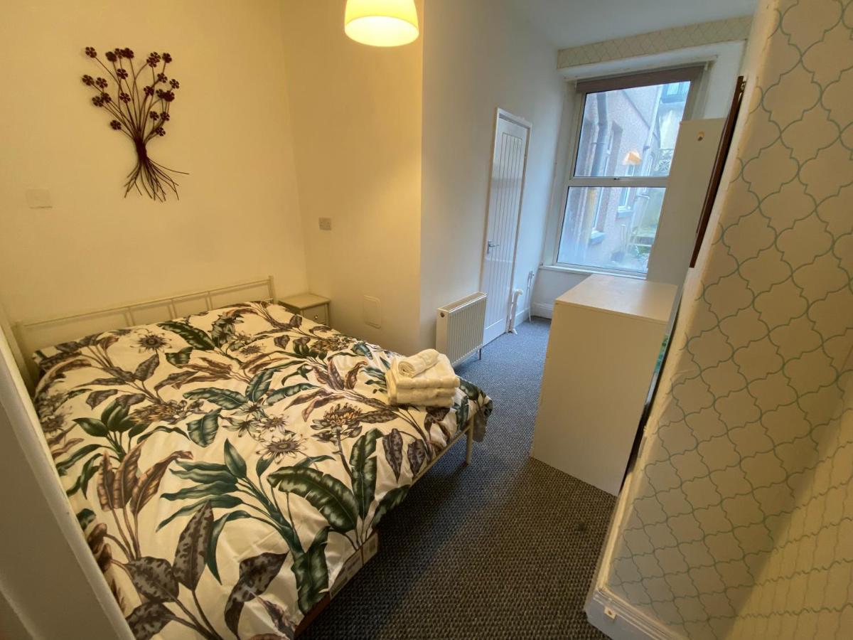 The Walnut Suite Lovely One Bedroom Flat In Stoke. Plymouth Dış mekan fotoğraf