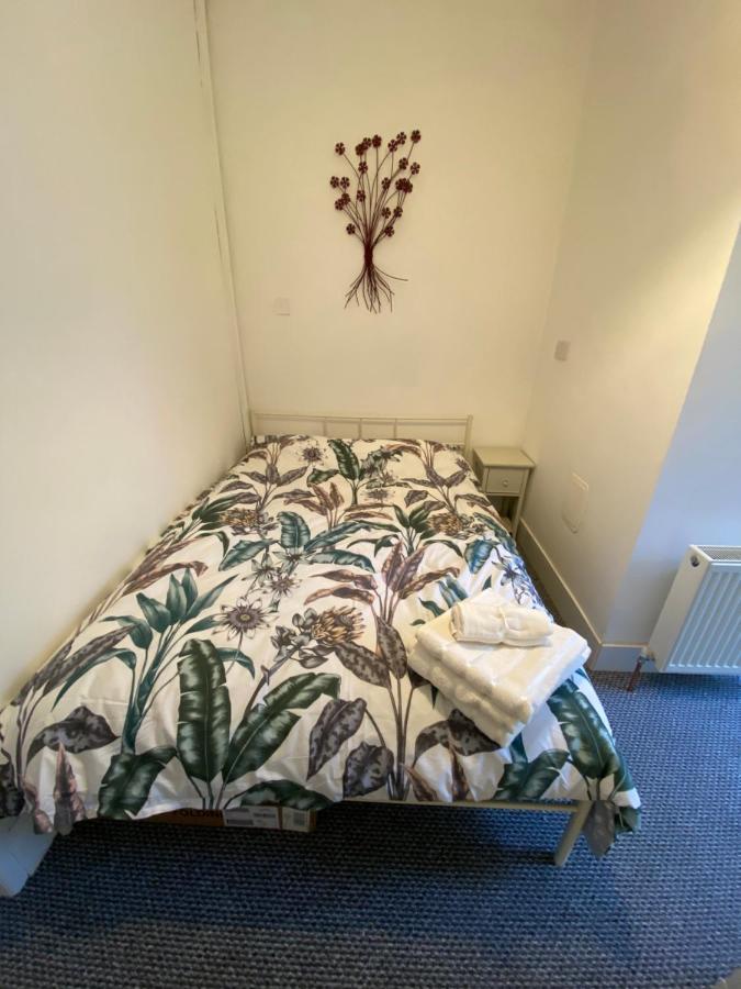 The Walnut Suite Lovely One Bedroom Flat In Stoke. Plymouth Dış mekan fotoğraf