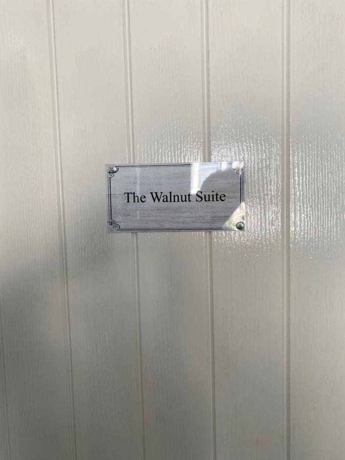 The Walnut Suite Lovely One Bedroom Flat In Stoke. Plymouth Dış mekan fotoğraf