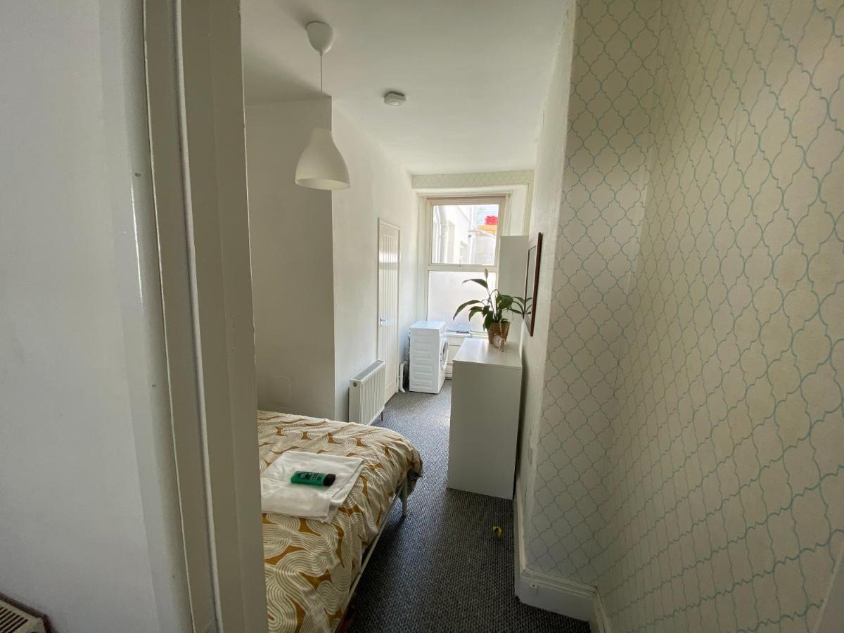 The Walnut Suite Lovely One Bedroom Flat In Stoke. Plymouth Dış mekan fotoğraf